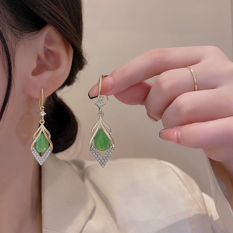 166.Spring Earrings