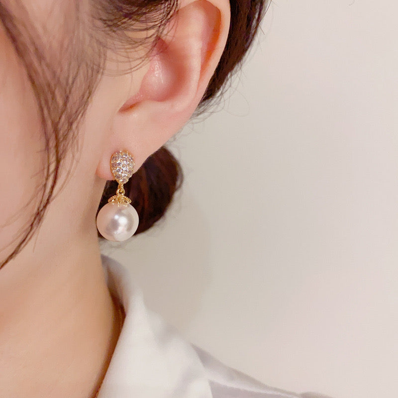 203.Drop Pearl Earrings