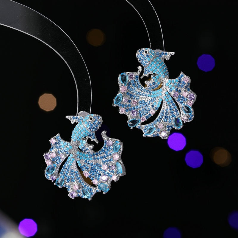 122.Sparkling Fish Earrings