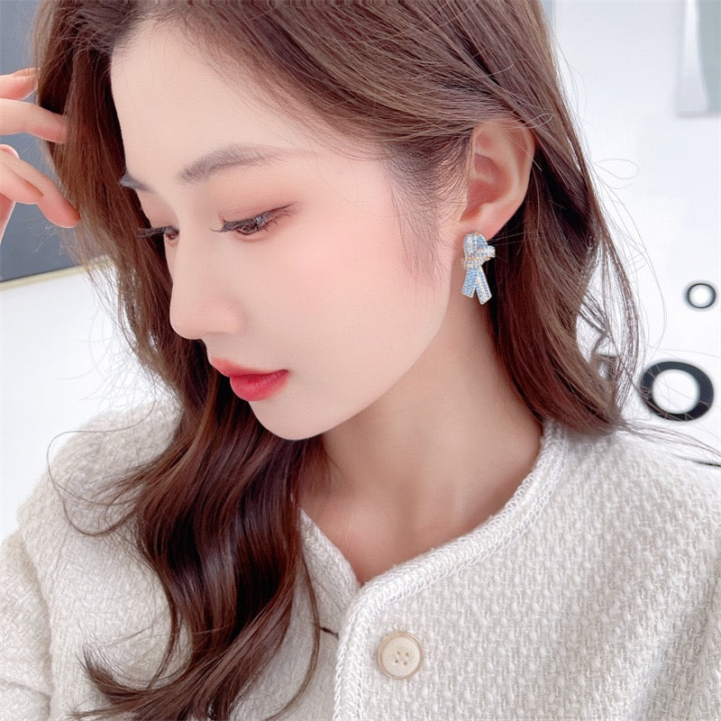 151.Ribbon Earrings