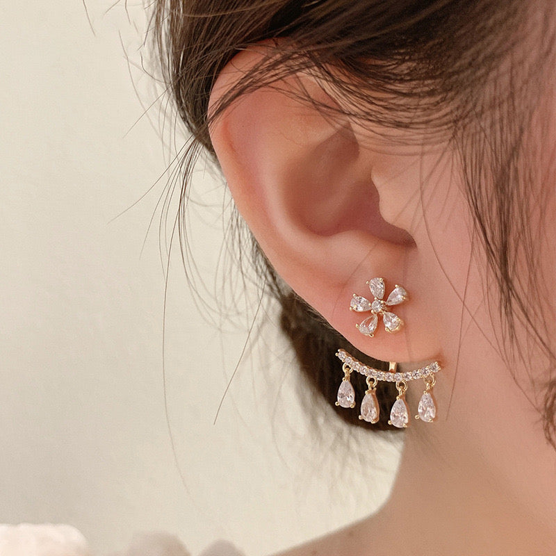 406.Water Drops Earrings