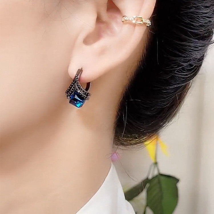85.Blue Crystal Earring